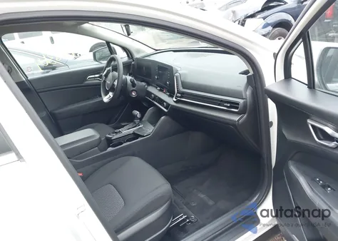 2024 Kia Sportage Lx z USA, uszkodzony, nr VIN KNDPUCDF8R7290060